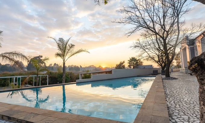 Ekurhuleni Hotel | ANEW Hotel & Convention Centre OR Tambo