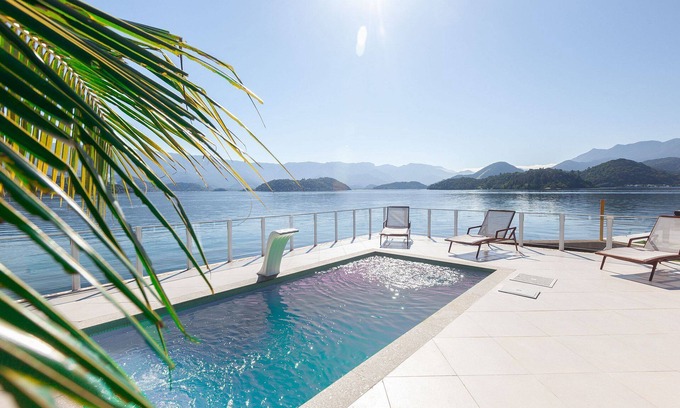 Angra dos Reis Villa | Ang036 - Mansion on Cavaco Island in Angra dos Reis