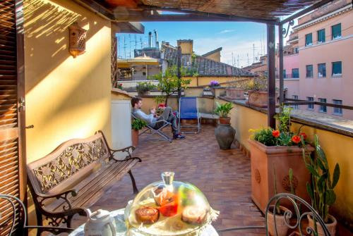Rione XIV Borgo Apartment | Angel's Terrace