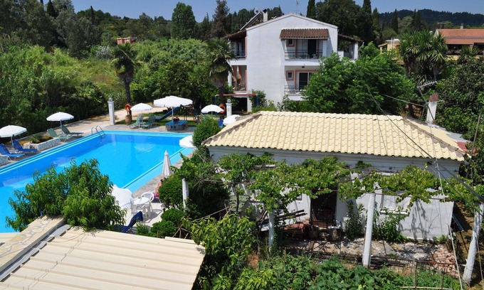Tzavros Hotel | Angela Hotel and Apartments