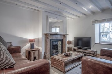Angle House | Angle Adventures - 4 Bedroom Cottage - Angle