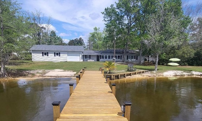 Manning House | Angler's Retreat
