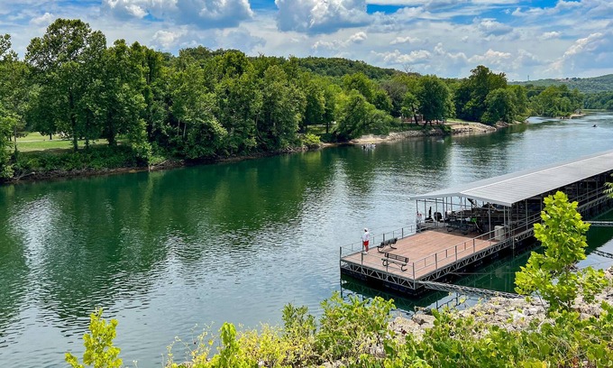 Branson Condo | Anglers Pointe 79-1
