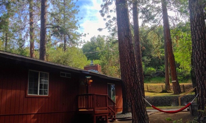 Oakhurst House | Anglers Rest