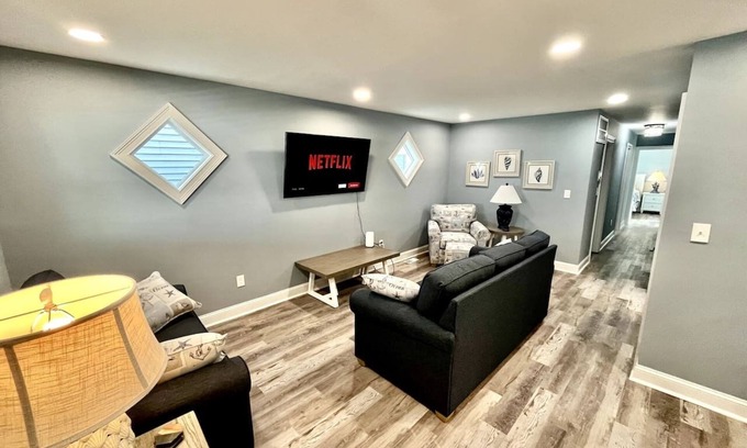 Anglesea House | Anglesea Allure, 6BR, 4BA, 2 Unit Duplex!