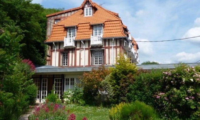 Dieppe Apartment | Anglo-Normand Residence near the Beach