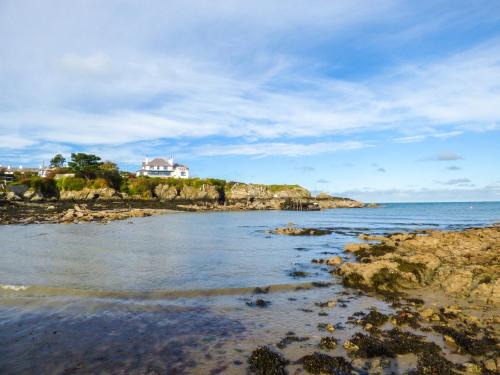 Cemaes Bay House | Angorfa