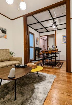 Suginami Apartment | Animal Art Apartment Type 21