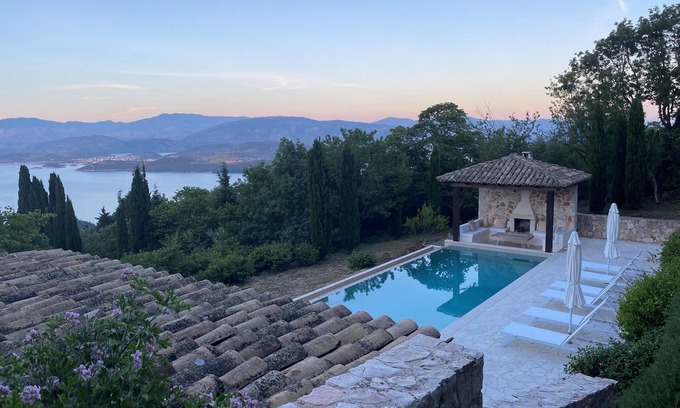 Petaleia Villa | Annalena - peaceful, luxurious, private pool, NE coast