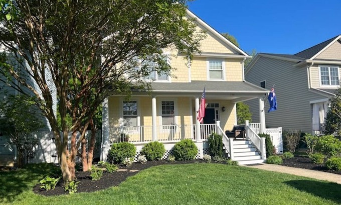 Annapolis House | Annapolis gem with beautiful outdoor dining! Near U.S. Naval Academy