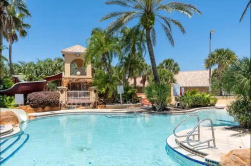 Regal Palms Apartment | Anna’s Regal Townhome: Comfort & Style Await