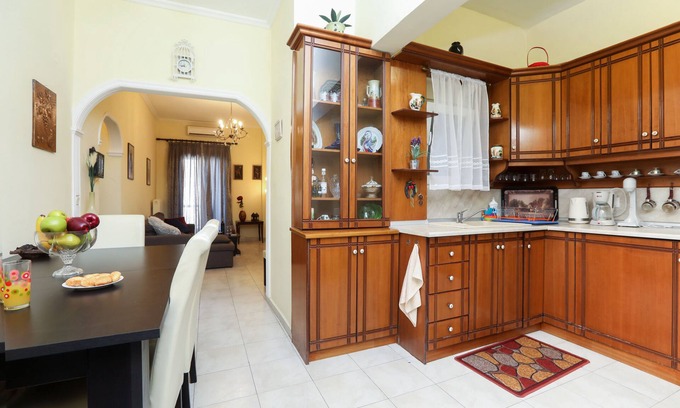 Corfu Town Apartment | Annie's House by Corfuescapes
