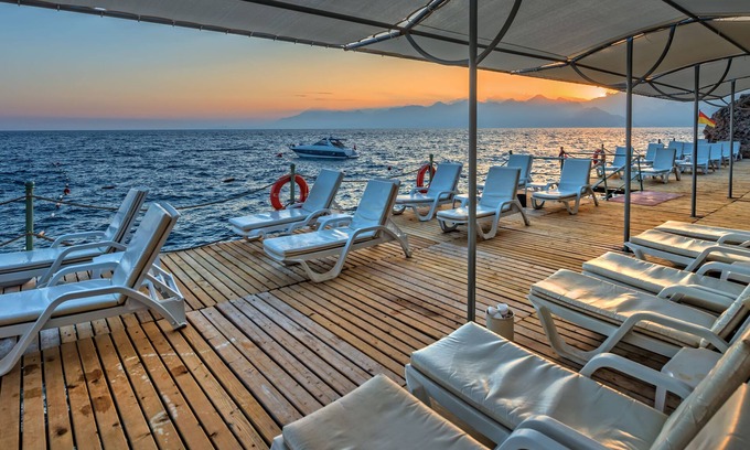Eski Lara Hotel | Antalya Adonis Hotel