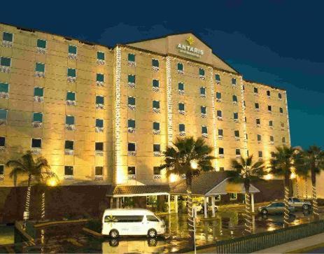Monterrey Centro Hotel | Antaris Galerias