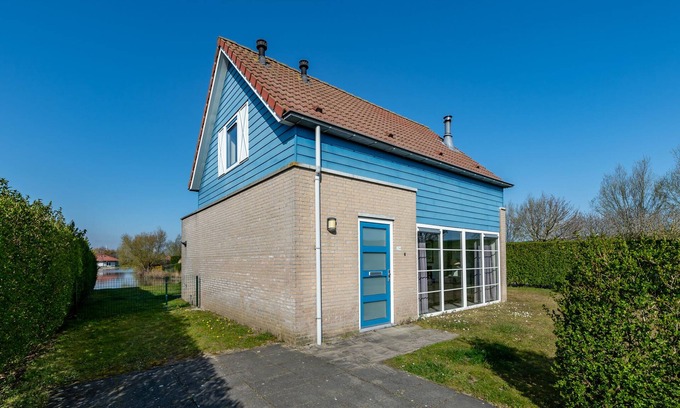 Hoofdplaat House | Antibes 234 - Kustpark Village Scaldia - Detached holiday home directly at the lake with spacious garden