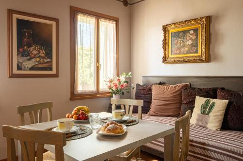 San Pietro di Barbozza Apartment | Antica Rinaldo