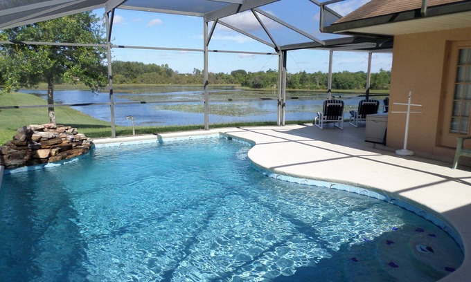 Orange Tree House | ANTIGUA Lake View Villa with Peaceful Pool & Waterfall. Free Wi Fi !🌴🌞