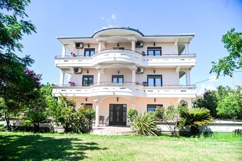 Bregvija House | Antonios Apartments
