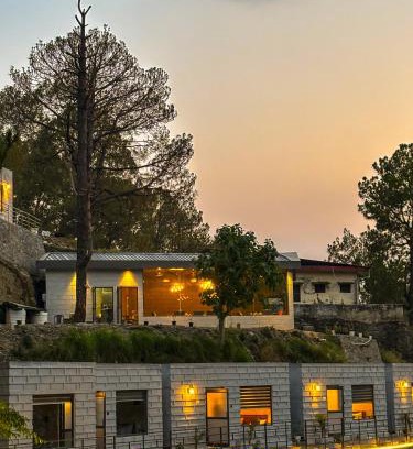 Lansdowne Hotel | Anupraas Resort