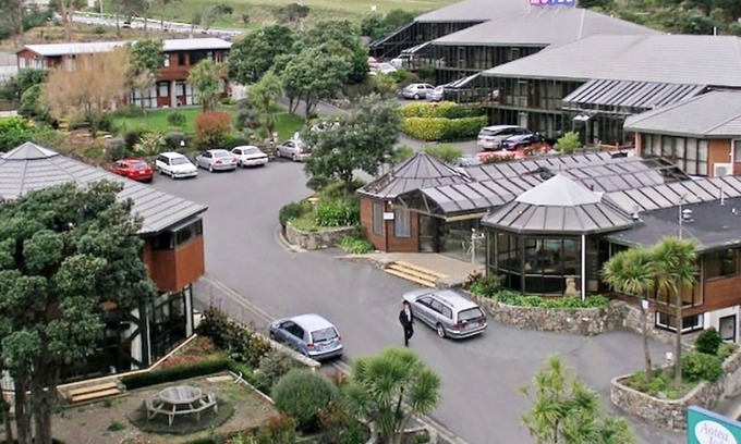 Porirua Hotel | Aotea Lodge