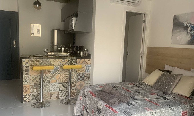 Republica RV Rental | Ap Largo do Arouche / República w / pool CD711