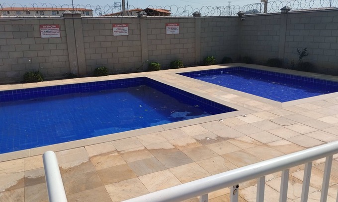Jardim Esperanca Apartment | Apartment with pool