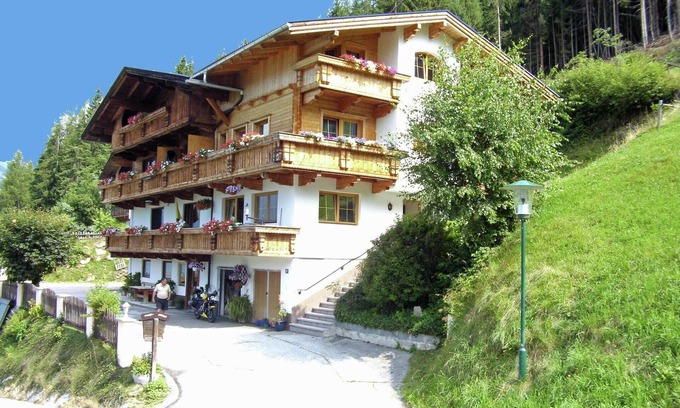 Gerlosbergeben Apartment | Apartment in Gerlosberg near Ski Lift