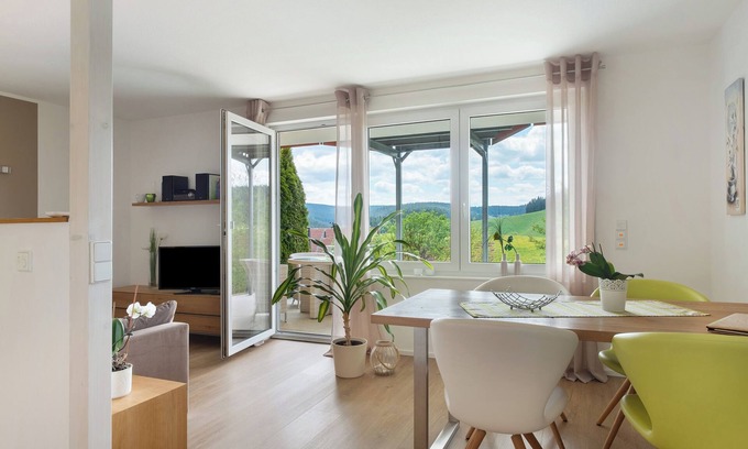 Furtwangen Apartment | Apartment 'Furtwangen' with Mountain View, Private Terrace and Wi-Fi