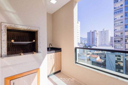 Castelo Branco Apartment | Apart with barbecue 600m from the beach RGOA701