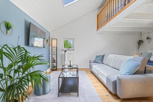 Im Freihofl Apartment | Apart21 - Maisonette - Netflix - Parking - near Audi