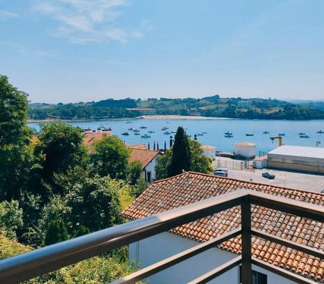 San Vicente de la Barquera Apartment | Apartamento Zalo