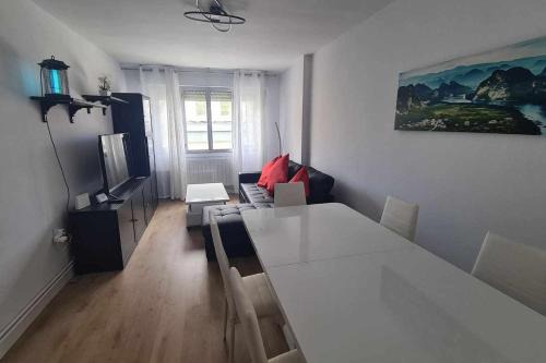 San Vicente de la Barquera Apartment | Apartamento la Fortaleza