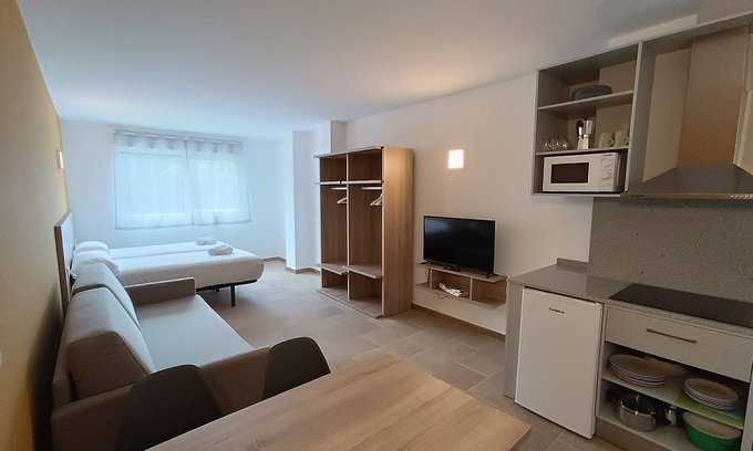Santiago de Compostela Resort | Apartamentos Pontepedriña by Bossh