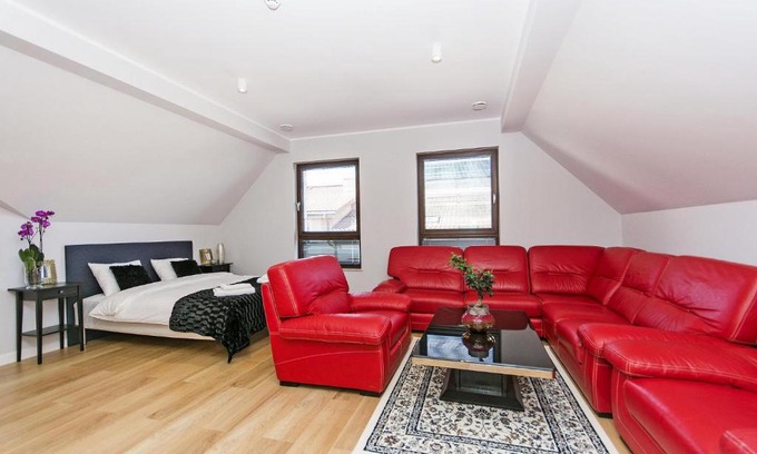 Suchanino Apartment | Apartament czerwony