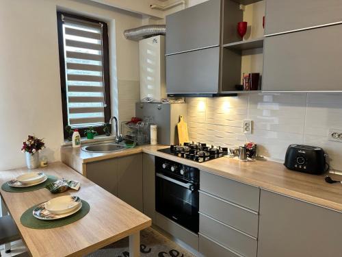 Cluj County Apartment | Apartament langa Iulius Mall, 3km pana la Aeroport