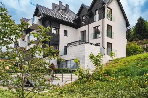 Bierutowice Apartment | Apartament w chmurach - blisko stoków i centrum Karpacza