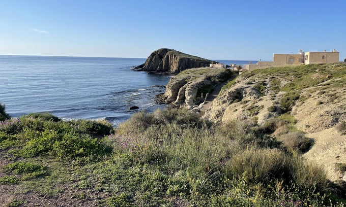 La Isleta del Moro Apartment | Apartamento Único de 3 Dormitorios a 60 Metros de la Playa