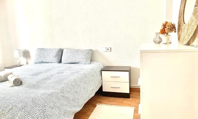 Valladolid Apartment | Apartamento a 200 metros paseo zorrilla