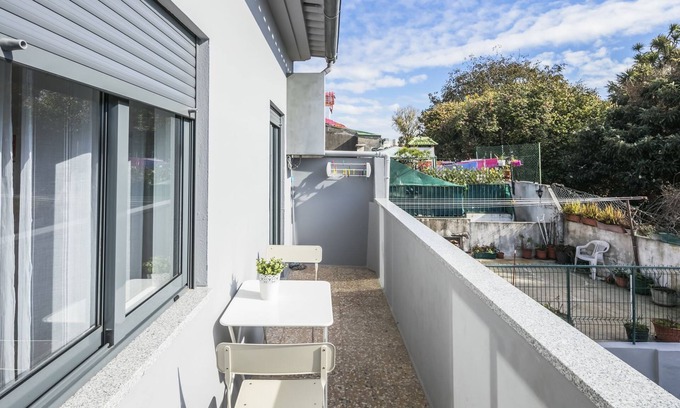 Ramalde Apartment | Apartamento A Francos Balcony