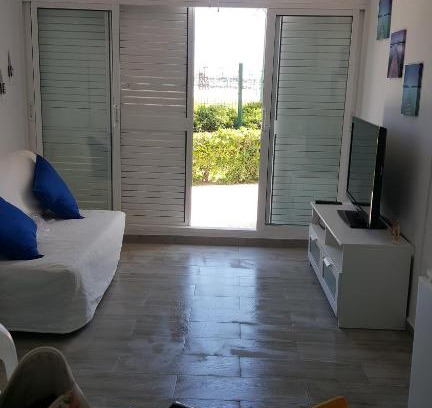 La Pineda Apartment | APARTAMENTO A PIE DE PLAYA