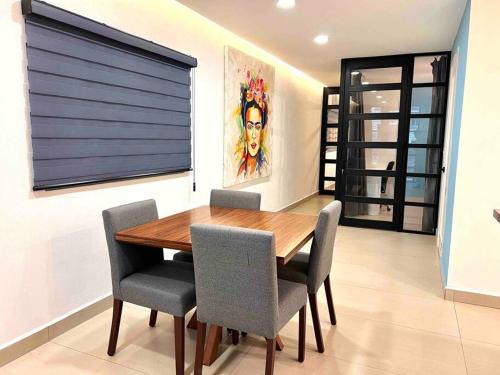 Lazaro Cardenas Apartment | Apartamento Accesible Cerca DT