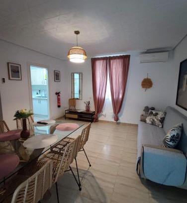 La Malva-rosa Apartment | Apartamento al lado de la playa Malvarrosa