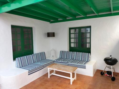 Costa Teguise Apartment | Apartamento Amura en Playa de Las Cucharas