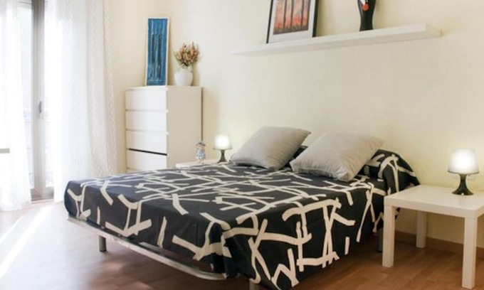 Badalona Apartment | Apartamento Cerca del Mar