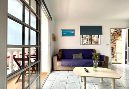 Puerto de la Estaca Apartment | Apartamento con Encanto Frente al Mar en Puerto Estaca