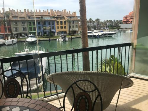Sotogrande Apartment | Apartamento con piscina ,playa con vistas panorámicas en la Marina de Sotogrande