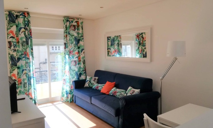 Cova da Piedade Apartment | Apartamento de Férias, AL - Fundação, em Almada