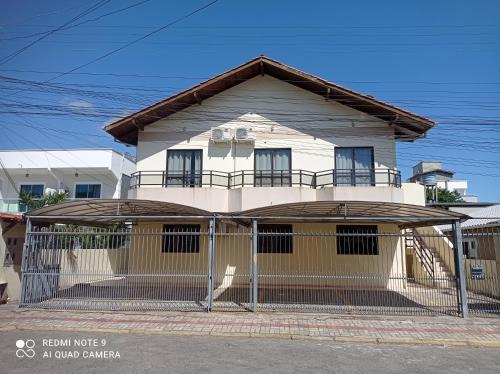 Ze Amandio Apartment | Apartamento em Bombinhas
