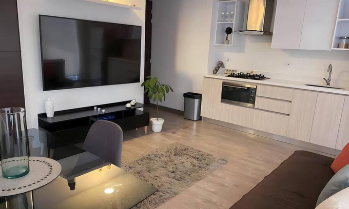 La Castellana Apartment | Apartamento en la Castellana: Cultura y negocios