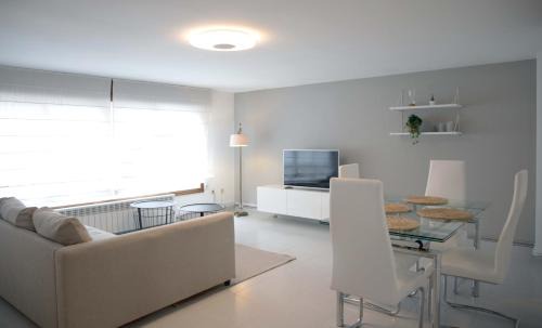 Sigueiro Apartment | Apartamento en Sigüeiro Rúa do Tambre